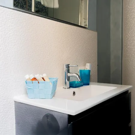 View Boutique - Milu Holidays