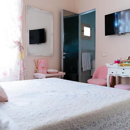 View Boutique - Milu Holidays Guest house *