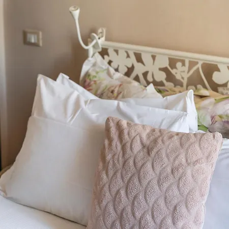 View Boutique - Milu Holidays Affittacamere