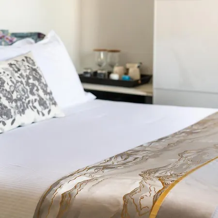 View Boutique - Milu Holidays