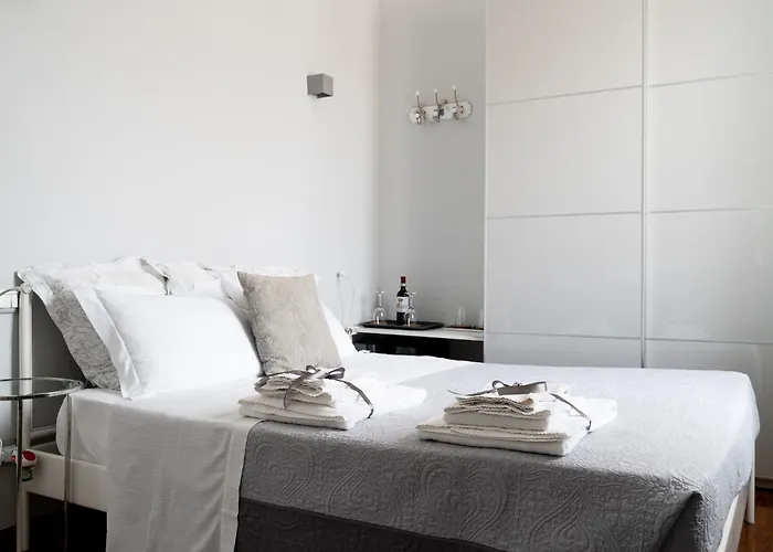 View Boutique - Milu Holidays 4* Florence