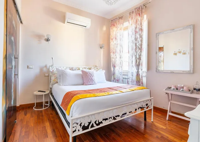 View Boutique - Milu Holidays Gasthuis Florence