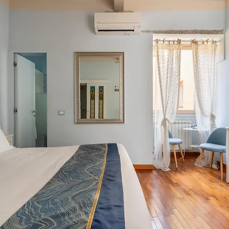 View Boutique - Milu Holidays Florence
